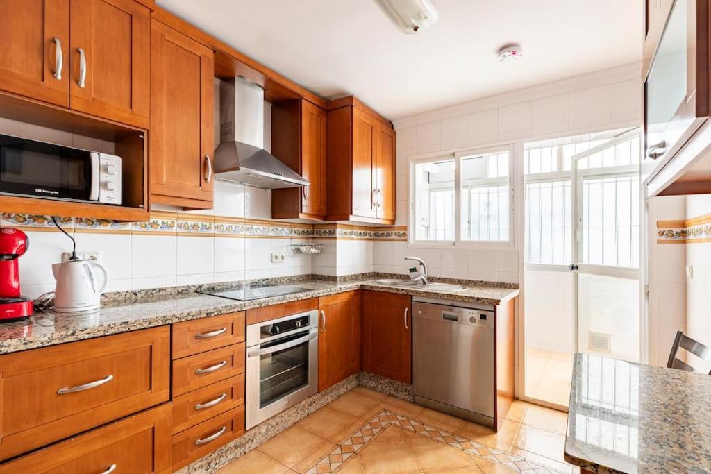 Apartment Amplio Piso Disfrutar Del Centro De Con Parking Gratuito Malaga